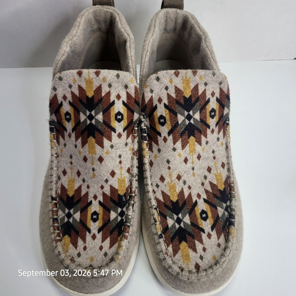 Hey Dude womens Size 9 Denny Aztec Shoes With Buckle Exclusive Design - Picture 6 of 13